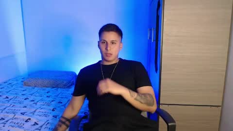Snapshot of valentinosex_1 chatting on 2, 5, 2026 VALENTINO online show from 2, 5, 2026