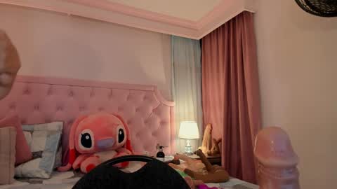 Vale Toro  online show from 2, 1, 2025