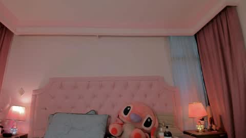 Vale Toro  online show from 8, 4, 2026