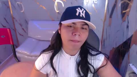 Snapshot of valeri_harpers4 chatting on 8, 10, 2025 valeri_harpers4 online show from 8, 10, 2025