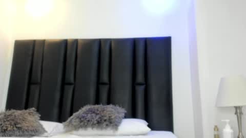 valeri_tafur online show from 5, 1, 2025