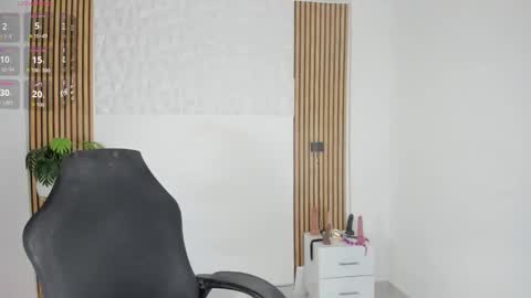 Valeria Acosta online show from 16, 12, 2025