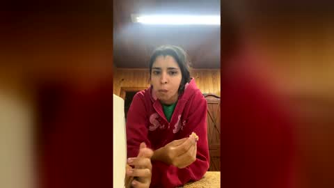 Snapshot of valeria_feroz chatting on 28, 5, 2026 valeria_feroz online show from 28, 5, 2026