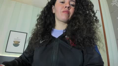 Snapshot of valeriaa_soler chatting on 7, 2, 2025 Valeria online show from 7, 2, 2025
