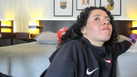 Snapshot of valeriaa_soler chatting on 21, 2, 2025 Valeria online show from 21, 2, 2025
