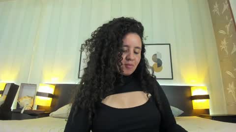 Snapshot of valeriaa_soler chatting on 7, 3, 2025 Valeria online show from 7, 3, 2025