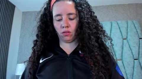 Snapshot of valeriaa_soler chatting on 16, 9, 2025 Valeria online show from 16, 9, 2025