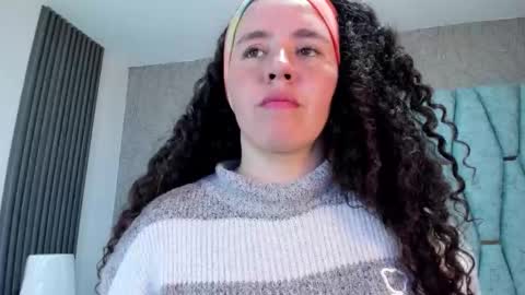 Snapshot of valeriaa_soler chatting on 18, 9, 2025 Valeria online show from 18, 9, 2025