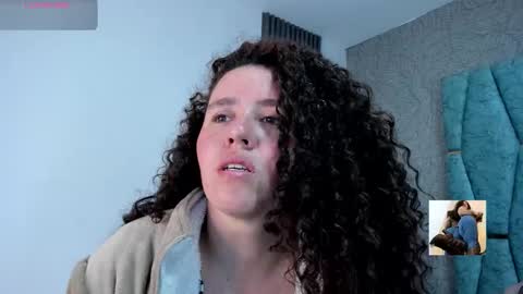 Snapshot of valeriaa_soler chatting on 11, 10, 2025 Valeria online show from 11, 10, 2025
