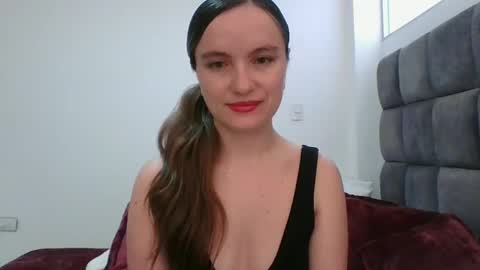 Snapshot of valeriafrannco chatting on 10, 1, 2025 valeriafrannco online show from 10, 1, 2025