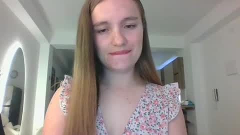 Snapshot of valeriafrannco chatting on 18, 11, 2025 valeriafrannco online show from 18, 11, 2025