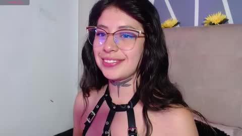 Snapshot of valeriagp chatting on 10, 3, 2025 Valeria rodriguez online show from 10, 3, 2025
