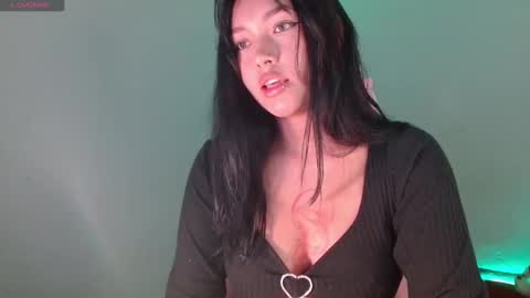 Snapshot of valeribell1 chatting on 4, 12, 2024 Valeri online show from 4, 12, 2024