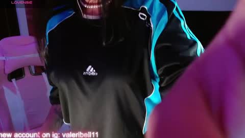 Snapshot of valeribell1 chatting on 7, 1, 2025 Valeri online show from 7, 1, 2025