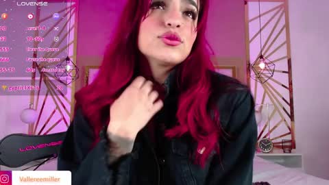 Snapshot of valerie__miller_ chatting on 1, 5, 2026 Valerie online show from 1, 5, 2026