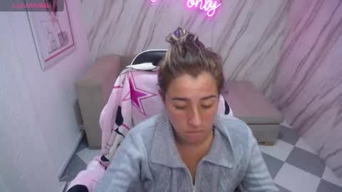 valerie_b online show from 13, 12, 2024