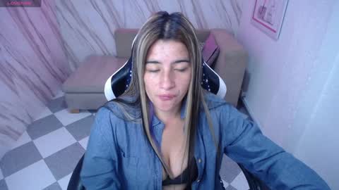 valerie_b online show from 25, 1, 2025