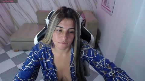 valerie_b online show from 30, 1, 2025