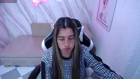 valerie_b online show from 9, 2, 2025