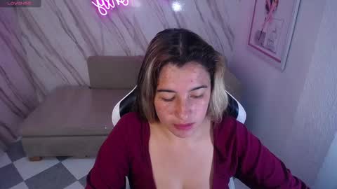 valerie_b online show from 15, 2, 2025