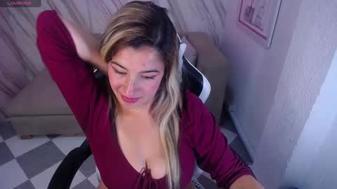 valerie_b online show from 15, 2, 2025