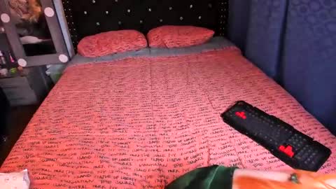 valerie luxe   online show from 6, 2, 2025