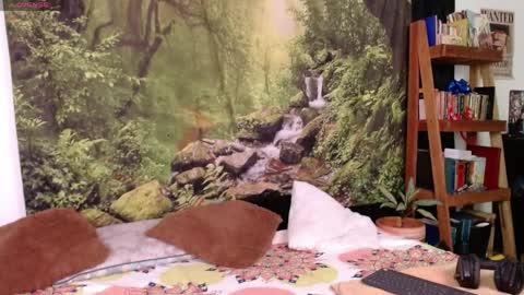 Valerie online show from 8, 4, 2026