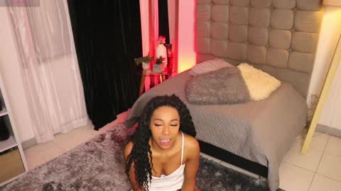 Snapshot of valeriebony chatting on 31, 12, 2024 Valerie Style3 online show from 31, 12, 2024