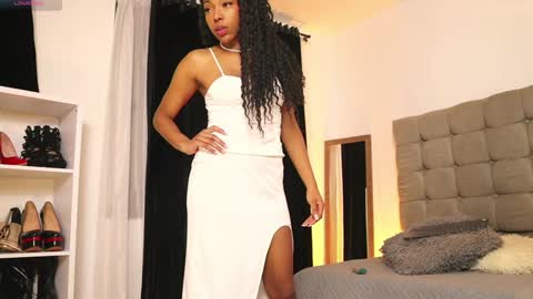 Snapshot of valeriebony chatting on 31, 12, 2024 Valerie Style3 online show from 31, 12, 2024