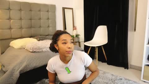 Snapshot of valeriebony chatting on 3, 3, 2025 Valerie Style3 online show from 3, 3, 2025