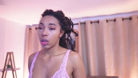 Snapshot of valeriebony chatting on 18, 11, 2025 Valerie Style3 online show from 18, 11, 2025