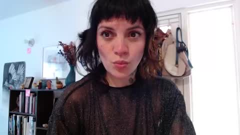 Snapshot of valeriees_ chatting on 23, 2, 2026 valeriees_ online show from 23, 2, 2026