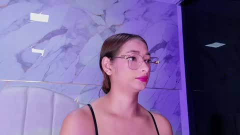 Snapshot of valery_97 chatting on 5, 5, 2026 Valeryn online show from 5, 5, 2026