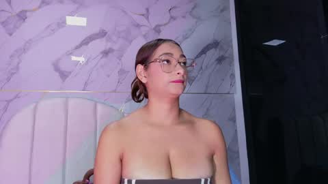 Snapshot of valery_97 chatting on 6, 5, 2026 Valeryn online show from 6, 5, 2026