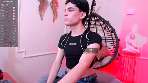 Snapshot of valery_hil chatting on 2, 12, 2024 Thomy online show from 2, 12, 2024