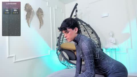 Snapshot of valery_hil chatting on 19, 12, 2024 Thomy online show from 19, 12, 2024