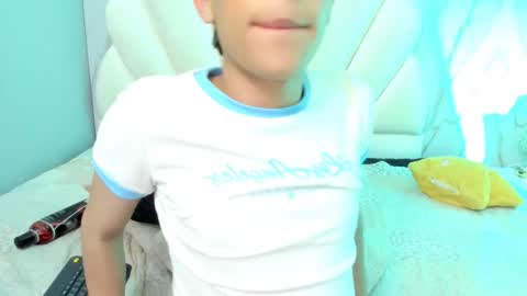 Snapshot of valery_hil chatting on 16, 1, 2025 Thomy online show from 16, 1, 2025