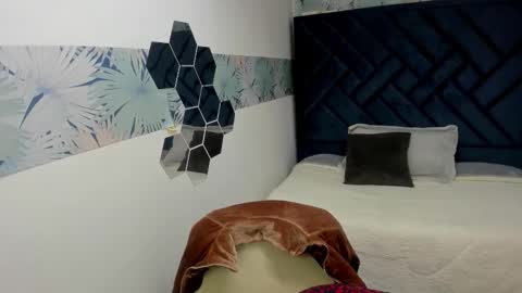 Snapshot of valery_more__ chatting on 26, 11, 2025 VALERY MORE online show from 26, 11, 2025