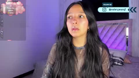Snapshot of valery_wang chatting on 3, 12, 2025 Val online show from 3, 12, 2025