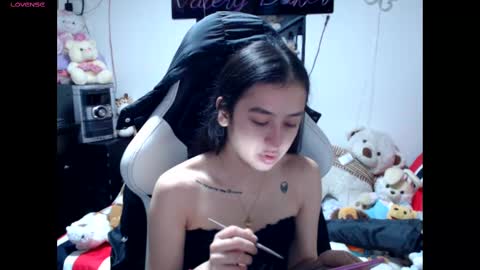 B V Naughty online show from 27, 10, 2025