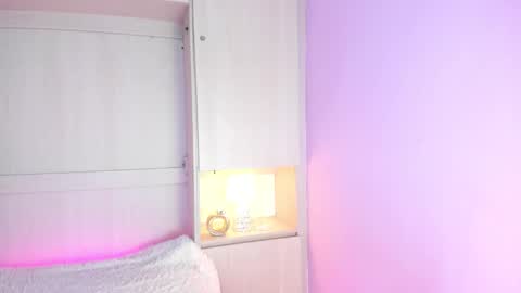 Snapshot of valerymeyerr chatting on 17, 10, 2025 valerymeyerr online show from 17, 10, 2025