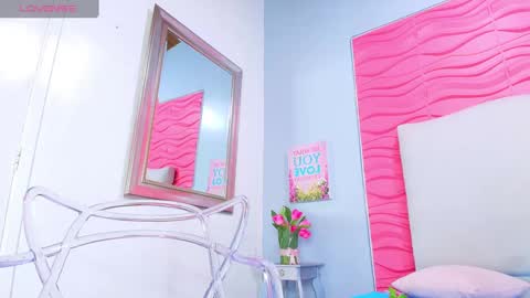 Snapshot of valerynbrown chatting on 1, 2, 2025 valery online show from 1, 2, 2025