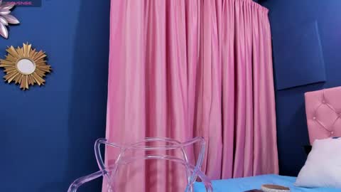 Snapshot of valerynbrown chatting on 5, 2, 2025 valery online show from 5, 2, 2025