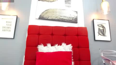 Snapshot of valerynbrown chatting on 8, 3, 2025 valery online show from 8, 3, 2025