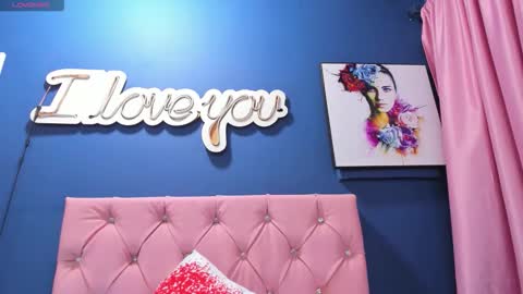 Snapshot of valerynbrown chatting on 28, 9, 2025 valery online show from 28, 9, 2025