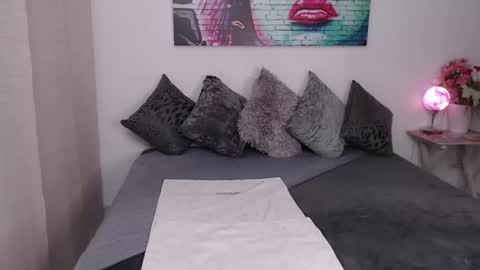 Valery Rivas online show from 23, 9, 2025