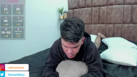 Valery Stonne  online show from 8, 2, 2025