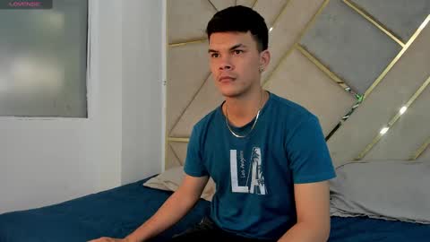 Valery Stonne  online show from 27, 2, 2025