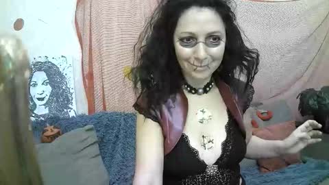 Snapshot of valerywin chatting on 28, 10, 2025 Valery Win online show from 28, 10, 2025