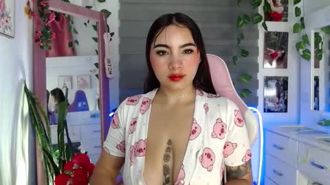 Snapshot of valeryy_sexyy chatting on 25, 10, 2025 --- online show from 25, 10, 2025